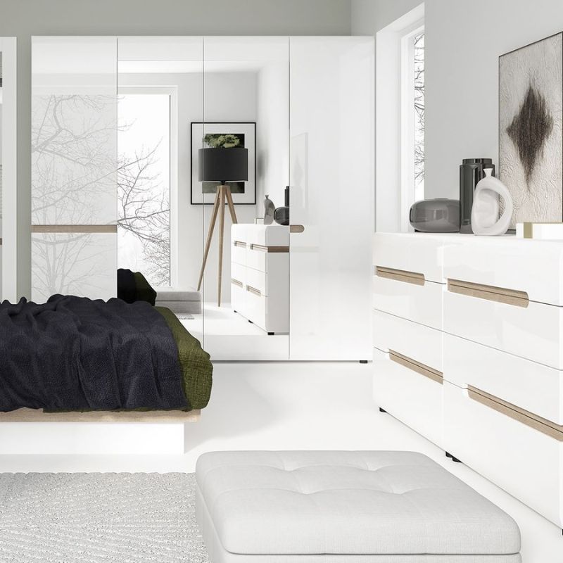 Furniture To Go Chelsea Bedroom 4 Door Wardrobe with Mirrors in White with a Truffle Oak Trim