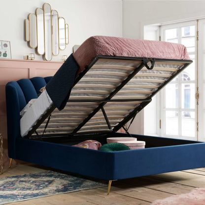 Bed with hidden storage box underneath, maximizing space in the room.