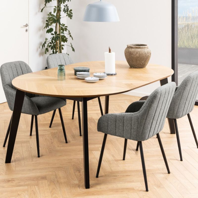 Furniture To Go Georgetown Round Dining Table in Oak & Black